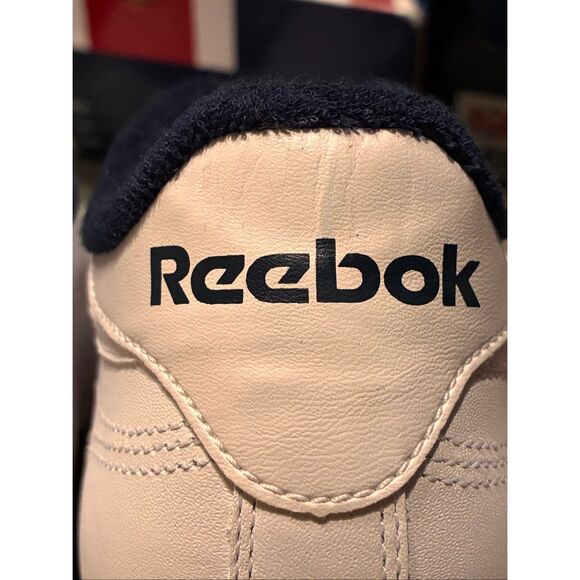 Reebok White Sneakers Club C Classic Men Size 71/2 main image 4
